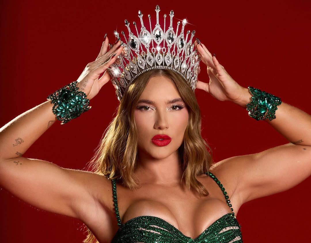 Virgínia Fonseca é coroada como nova Rainha de Bateria da Grande Rio e se emociona